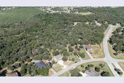 112 McLeod, Cedar Creek, TX 78612 - Photo 5