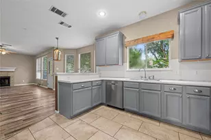 106 Reinhardt Ct, Georgetown, TX 78626 - Photo 7