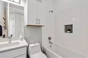 1131 Mason Ave, Austin, TX 78721 - Photo 11