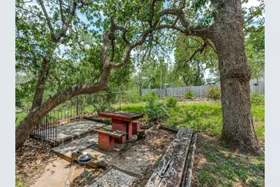 745 Driftwood Lane, Cottonwood Shores, TX 78657 - Photo 27