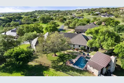 27501 Waterfall Hill Parkway, Spicewood, TX 78669 - Photo 31