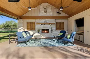 27501 Waterfall Hill Pkwy, Spicewood, TX 78669 - Photo 27