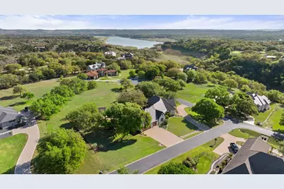 27501 Waterfall Hill Parkway, Spicewood, TX 78669 - Photo 33