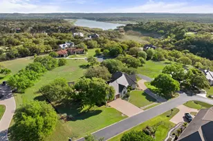 27501 Waterfall Hill Pkwy, Spicewood, TX 78669 - Photo 33