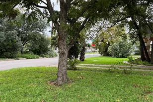 941 E 52nd St, Austin, TX 78751 - Photo 5