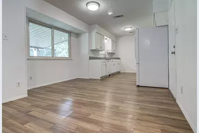 6012 Wagon Bend, Austin, TX 78744 - Photo 9