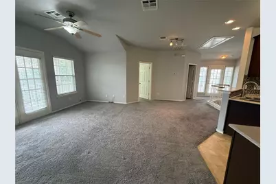 1900 Scofield Ridge Parkway #4701, Austin, TX 78727 - Photo 3