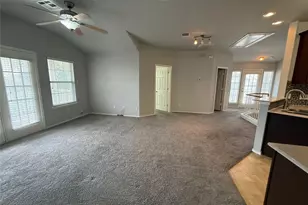 1900 Scofield Ridge Pkwy, Austin, TX 78727 - Photo 3