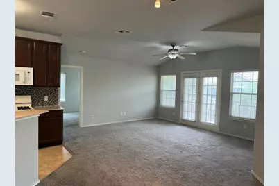 1900 Scofield Ridge Parkway #4701, Austin, TX 78727 - Photo 7