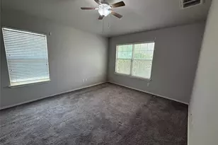 1900 Scofield Ridge Pkwy, Austin, TX 78727 - Photo 9