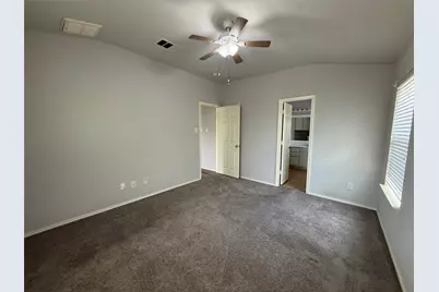 1900 Scofield Ridge Parkway #4701, Austin, TX 78727 - Photo 9
