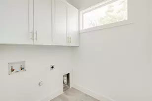 1305 Village W Dr, Austin, TX 78733 - Photo 31