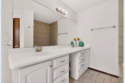 300 Hickok Court, Austin, TX 78753 - Photo 15