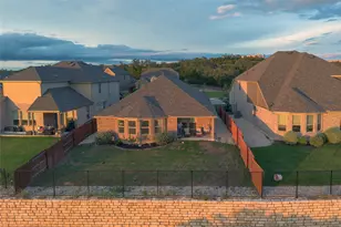 6808 Cliff Rose Dr, Spicewood, TX 78669 - Photo 13