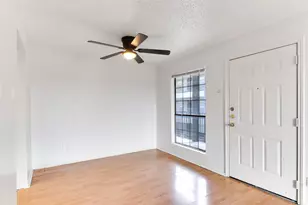 2401 Leon St, Austin, TX 78705 - Photo 5