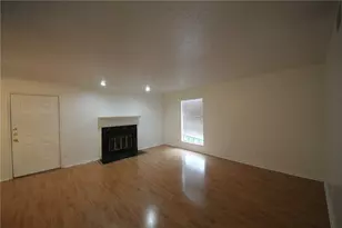 2401 Leon St, Austin, TX 78705 - Photo 3