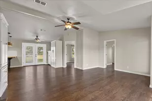 1029 Lower Red Rock Rd, Bastrop, TX 78602 - Photo 15