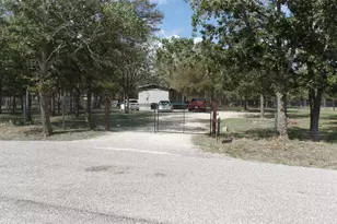 150 Mandy Ln, Red Rock, TX 78662 - Photo 5