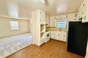 2411 S 5th St, Austin, TX 78704 - Photo 3