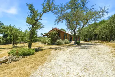 2824 Lost Oak Cv Cove, Georgetown, TX 78628 - Photo 7