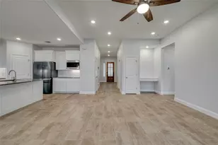 132 Kahalulu Dr, Bastrop, TX 78602 - Photo 5
