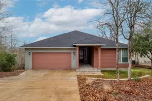 132 Kahalulu Dr, Bastrop, TX 78602 - Photo 1