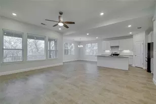 132 Kahalulu Dr, Bastrop, TX 78602 - Photo 11