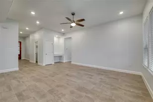 132 Kahalulu Dr, Bastrop, TX 78602 - Photo 7