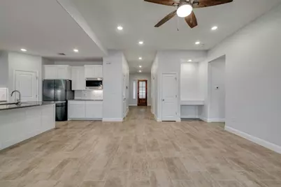 132 Kahalulu Drive, Bastrop, TX 78602 - Photo 5