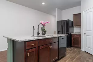 105 Black Wolf Run, San Marcos, TX 78666 - Photo 7