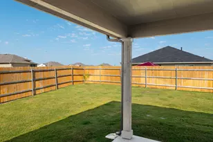 105 Black Wolf Run, San Marcos, TX 78666 - Photo 31