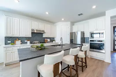 1040 Villa Rialto View, Leander, TX 78641 - Photo 11