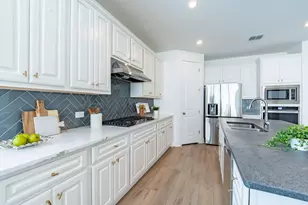 1040 Villa Rialto View, Leander, TX 78641 - Photo 13