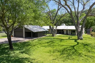 2401 Manana St, Austin, TX 78730 - Photo 3