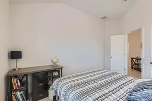 195 Star Light Wy, Kyle, TX 78640 - Photo 13