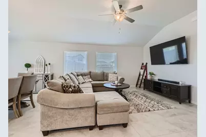 195 Star Light Way, Kyle, TX 78640 - Photo 7