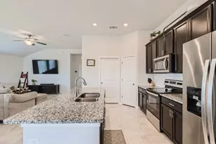 195 Star Light Wy, Kyle, TX 78640 - Photo 9