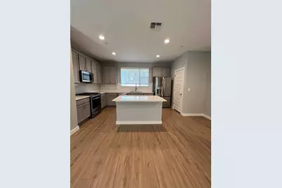 301 Promenade Court, Manchaca, TX 78652 - Photo 9