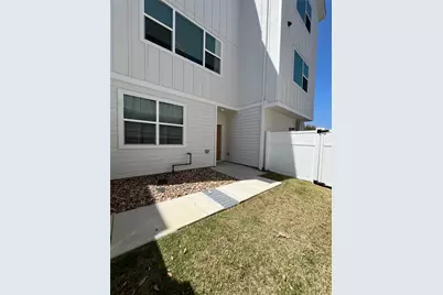 301 Promenade Court, Manchaca, TX 78652 - Photo 3