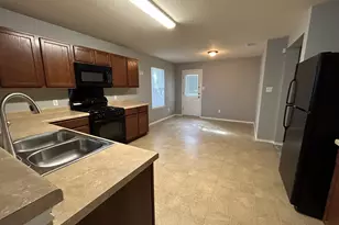 130 Quarter Ave, Buda, TX 78610 - Photo 5