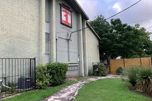 2710 S 1st St, Austin, TX 78704 - Photo 17