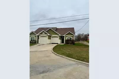 398 Mesa Drive #B, Del Valle, TX 78617 - Photo 1