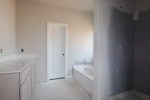 7432 Pullman Cv, Austin, TX 78747 - Photo 9