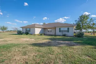 2300 County Rd 302, Bartlett, TX 76511 - Photo 31