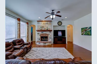 3327 Marcasite Drive, Round Rock, TX 78681 - Photo 17