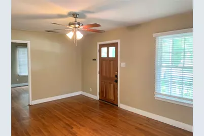 1002 W Saint Johns Avenue, Austin, TX 78757 - Photo 3