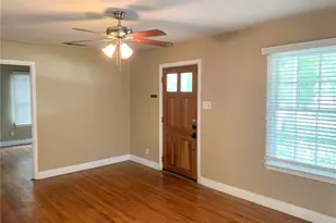 1002 W St Johns Ave, Austin, TX 78757 - Photo 3