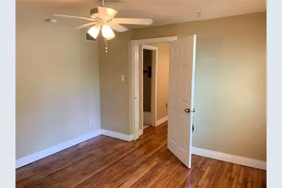 1002 W Saint Johns Avenue, Austin, TX 78757 - Photo 11