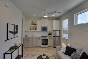 7208 Providence Ave, Austin, TX 78752 - Photo 7