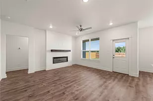 552 Gus Loop, Georgetown, TX 78626 - Photo 15